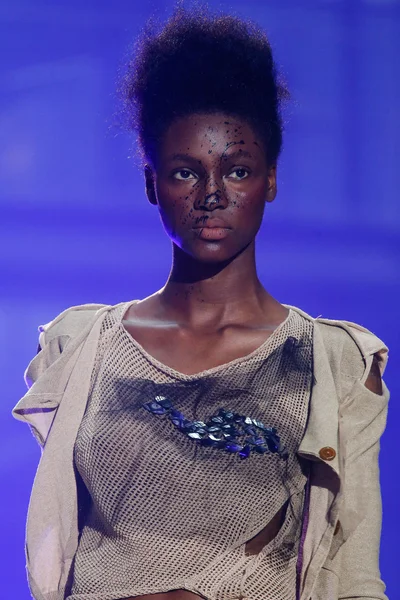 Look 77
